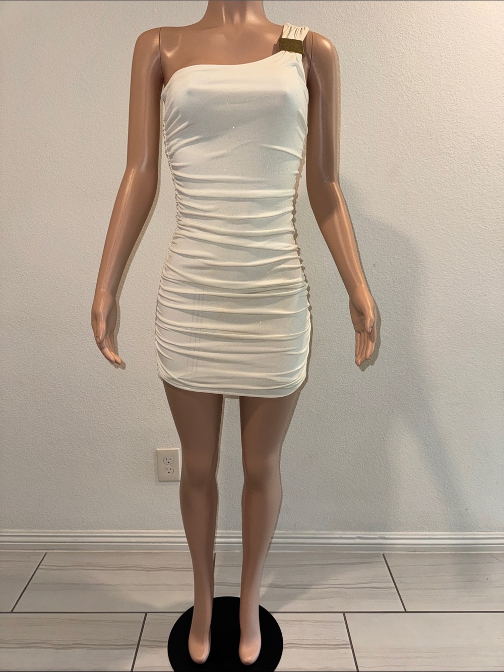 Cream One-Shoulder Dress